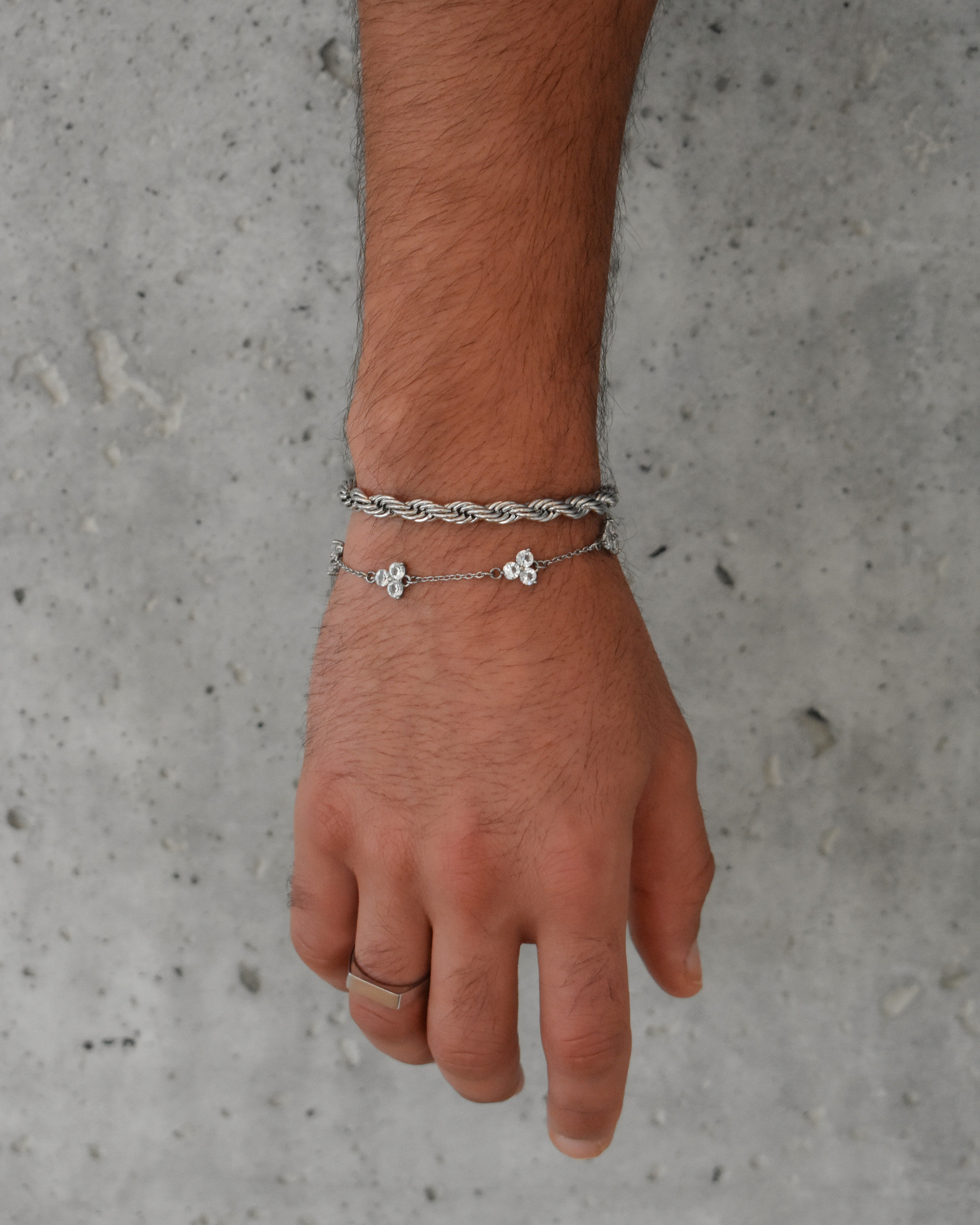 Classic ring