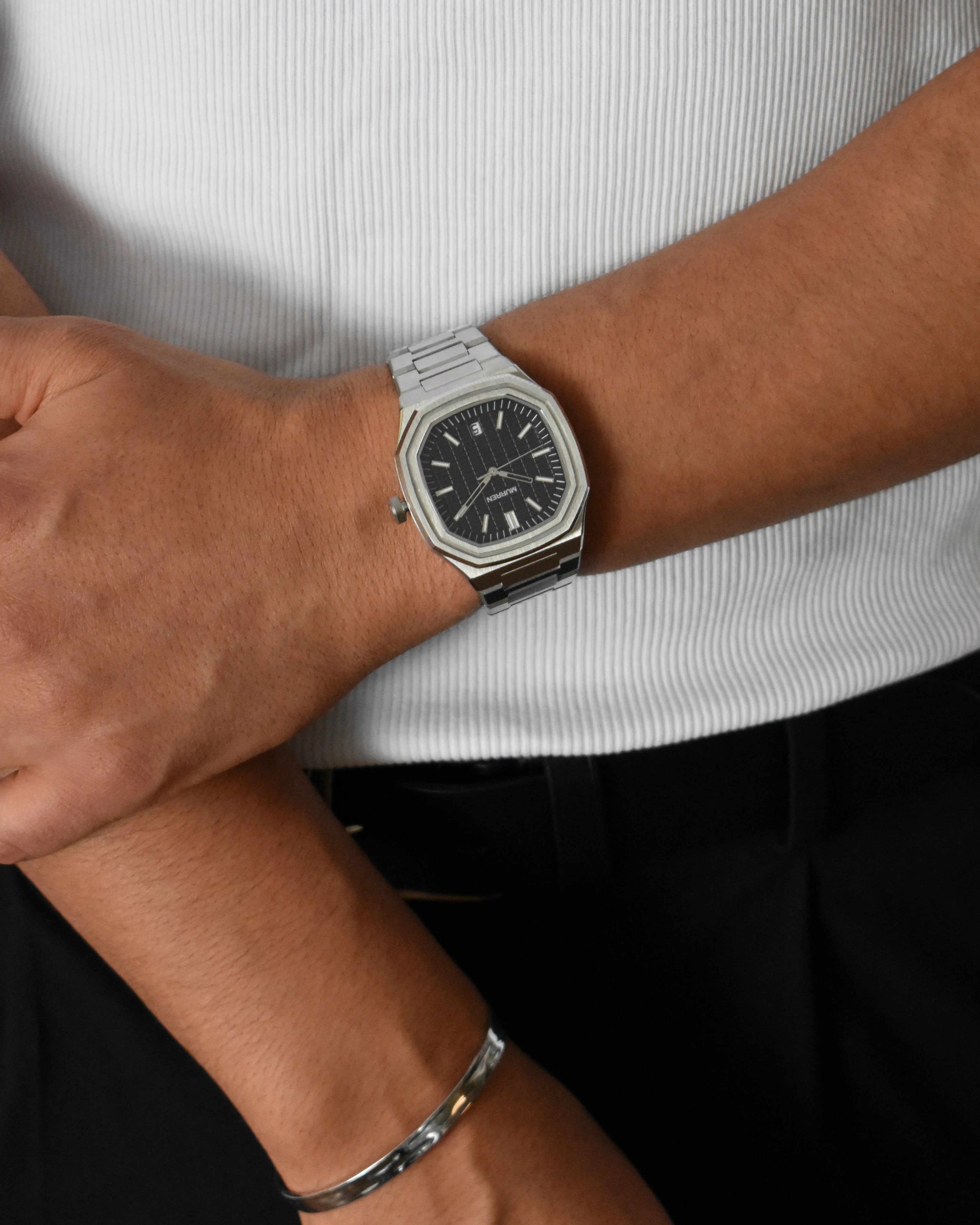 Laurent | Black